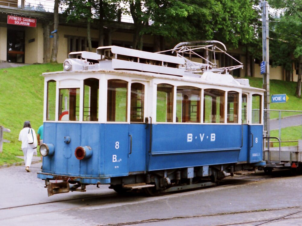 img.alt ?? 'Tram Museum Zürich